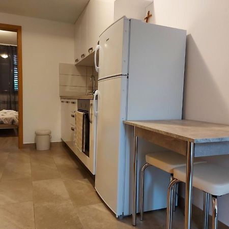 Apartment Ana Изола Екстериор снимка