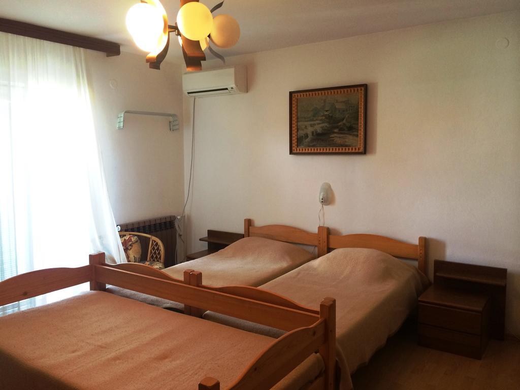 Apartment Ana Изола Екстериор снимка